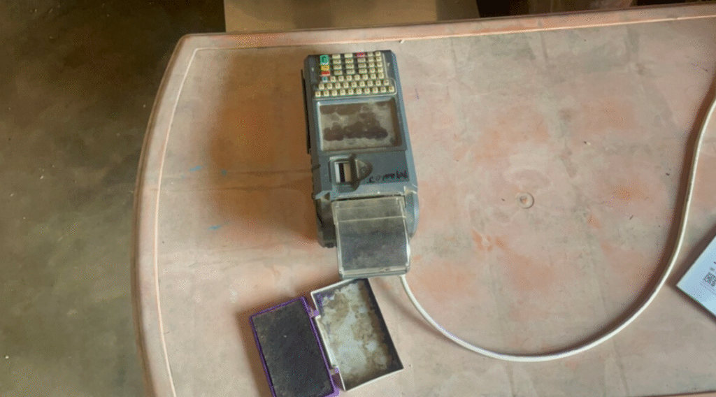 Digital Welfare Divide: Aadhaar-based Exclusion Killing India's Poorest 3 Digital Welfare Divide Pic