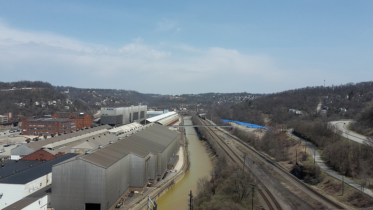 The Miracle Mile: Post-War Retail Sprawl and Zoning