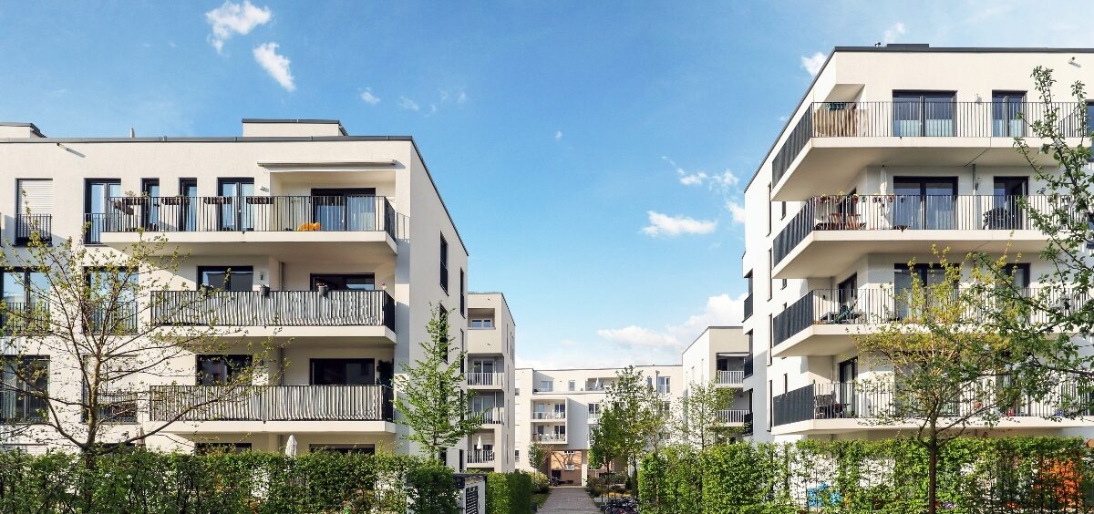 2. The Great: Margins vs. CPI